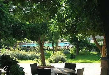 Serendip Select Hotel